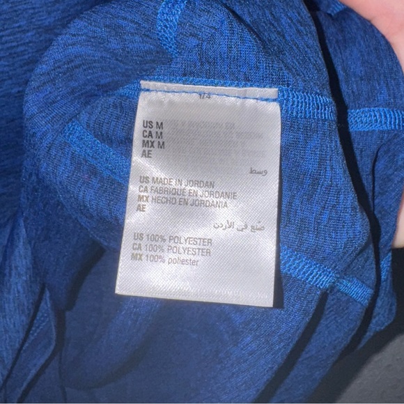 NWT ID Ideology v-neck tee - Picture 4 of 4